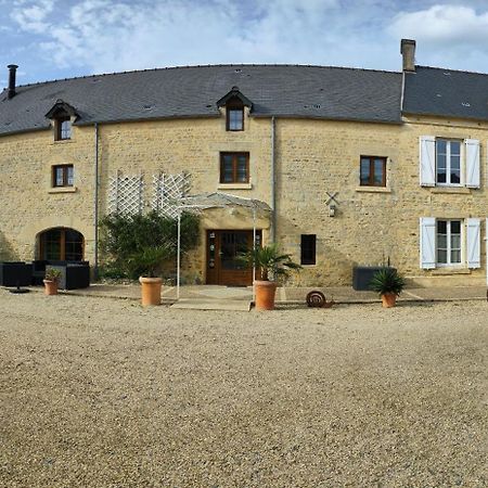 La Ferme Aux Chats Formigny Ngoại thất bức ảnh