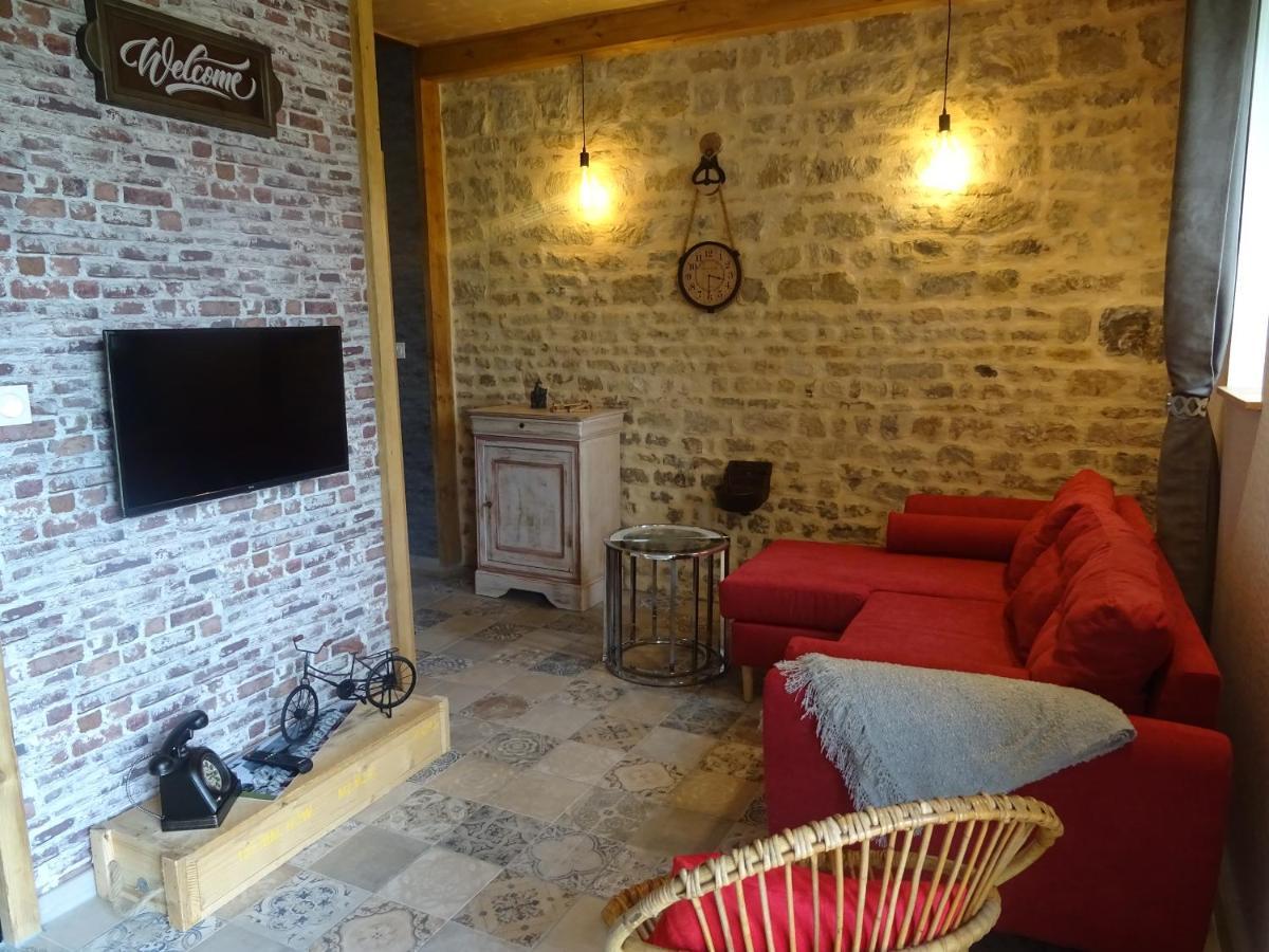 La Ferme Aux Chats Formigny Ngoại thất bức ảnh